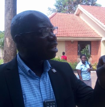 Members of parliament want to amend refugee law of Uganda.